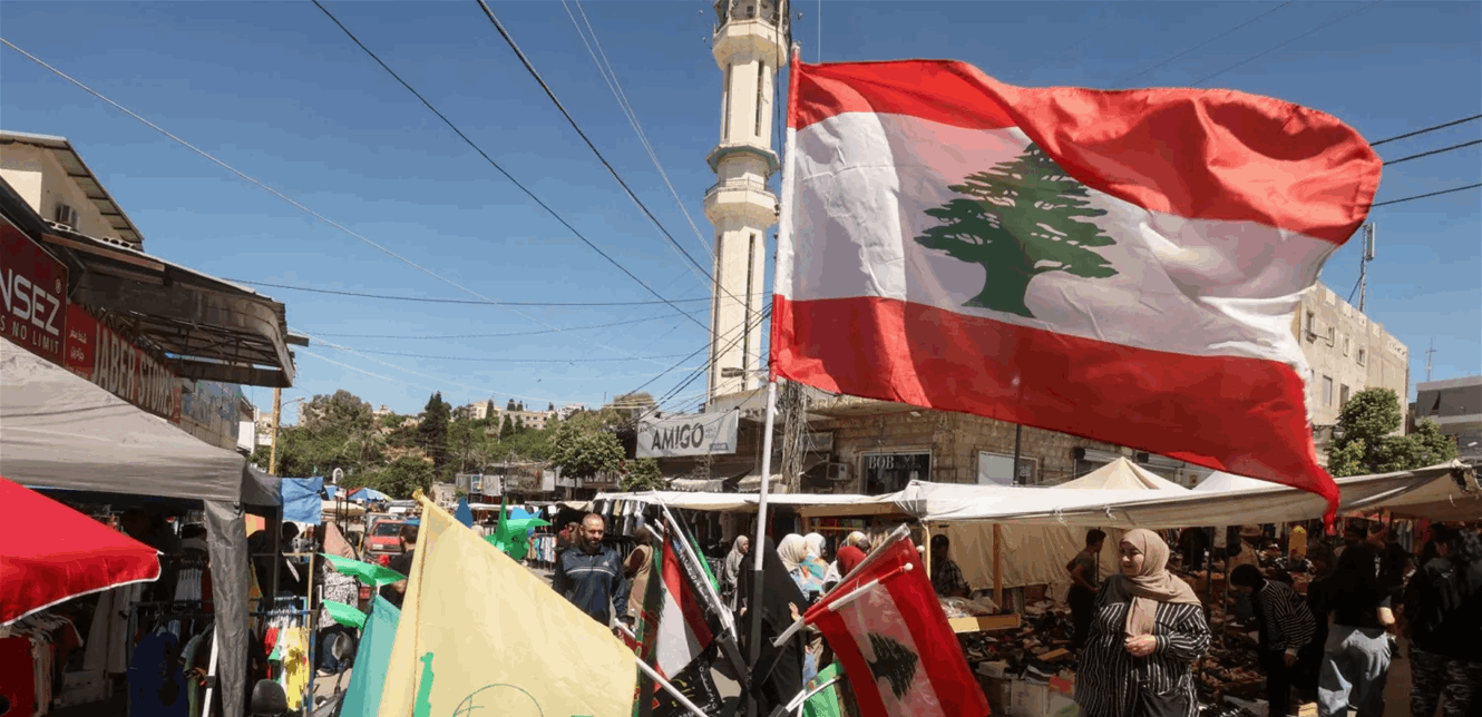 Israël poursuit les espoirs du Hezbollah de Damas à la banlieue